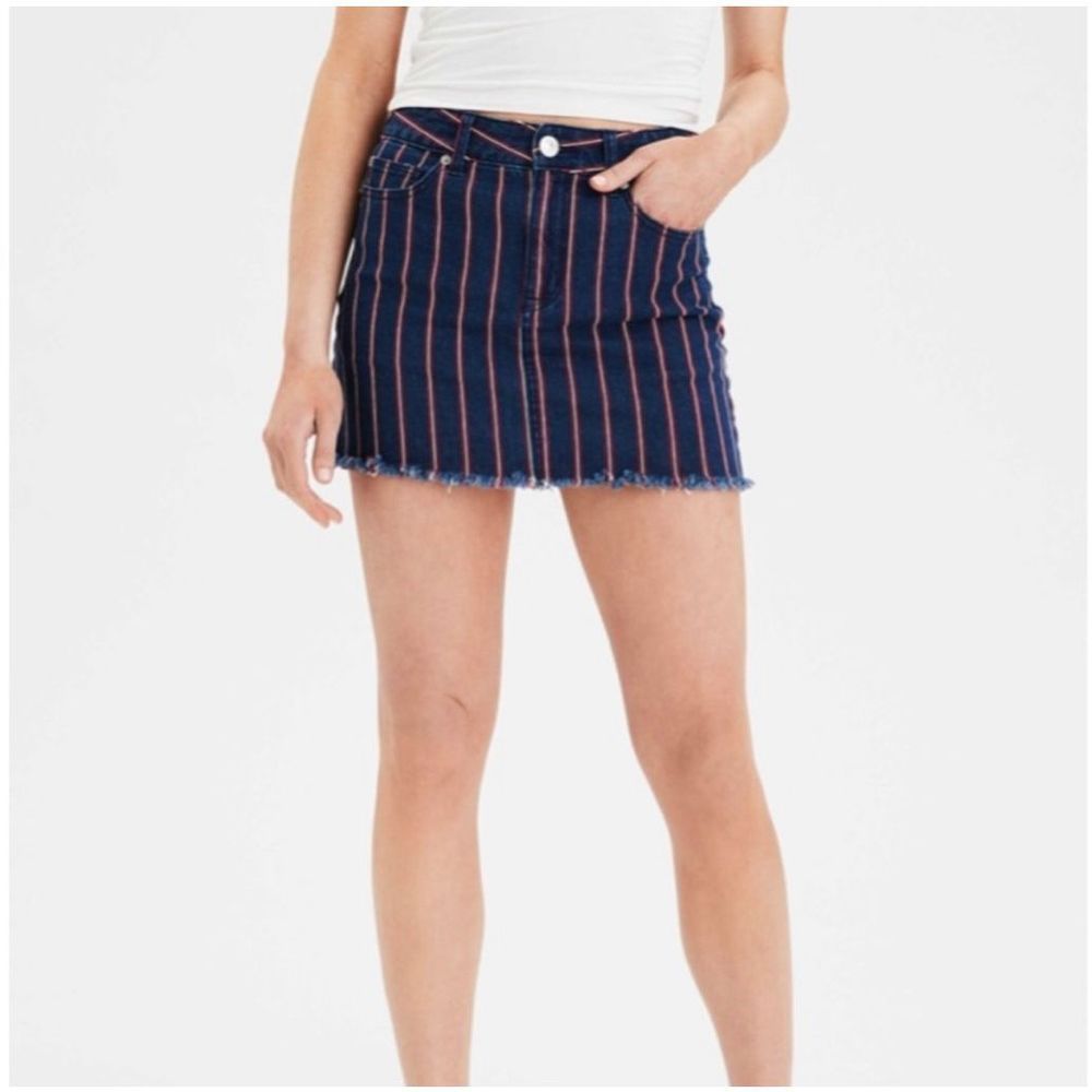 American Eagle High rise Striped blue and red Denim Mini Skirt 8 NWOT